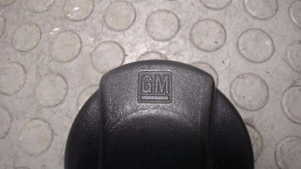 Foto: TANKVERSCHLUSS eines Opel Vectra 1.6 CLX