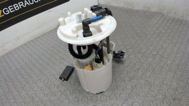 Foto: KRAFTSTOFFPUMPE BOSCH eines Opel Corsa 1.4 16V
