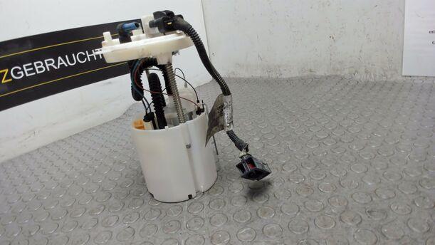 Foto: KRAFTSTOFFPUMPE BOSCH eines Opel Corsa 1.4 16V