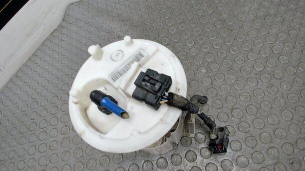 Foto: KRAFTSTOFFPUMPE BOSCH eines Opel Corsa 1.4 16V