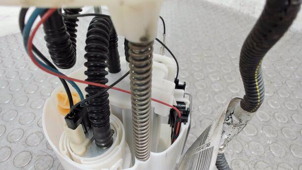 Foto: KRAFTSTOFFPUMPE BOSCH eines Opel Corsa 1.4 16V