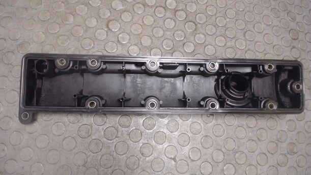 Foto: VENTILDECKEL EINLASS / VORNE eines Peugeot 307 SW 135
