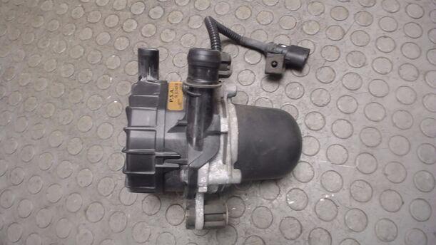 Foto: SEKUNDÄRLUFTPUMPE eines Peugeot 307 SW 135
