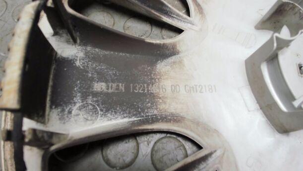 Foto: RADKAPPE / RADDECKEL 15 ZOLL eines Opel Corsa 1.4 16V