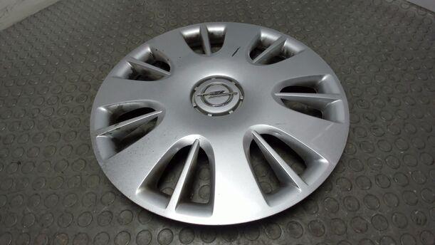 Foto: RADKAPPE / RADDECKEL 15 ZOLL eines Opel Corsa 1.4 16V