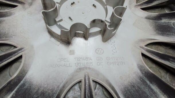 Foto: RADKAPPE / RADDECKEL 15 ZOLL eines Opel Corsa 1.4 16V