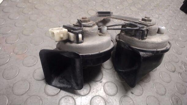 Foto: HUPE / SIGNALHORN eines Peugeot 307 SW 135