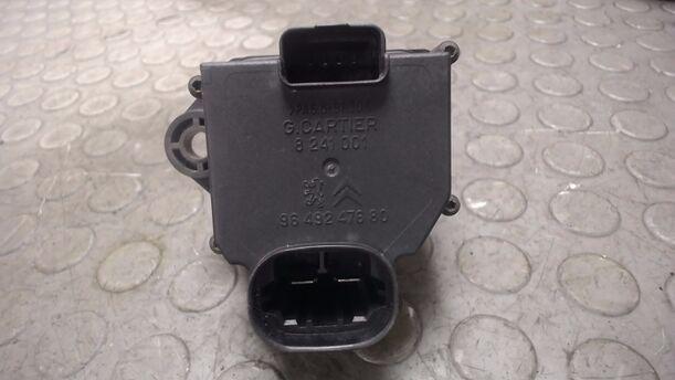 Foto: WIDERSTAND HEIZUNGSGEBLÄSE eines Peugeot 307 SW 135