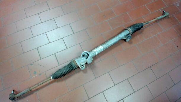 Foto: LENKNUNG eines Opel Corsa 1.4 16V