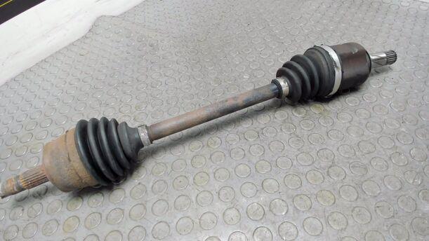 Foto: ANTRIEBSWELLE LINKS eines Opel Corsa 1.4 16V