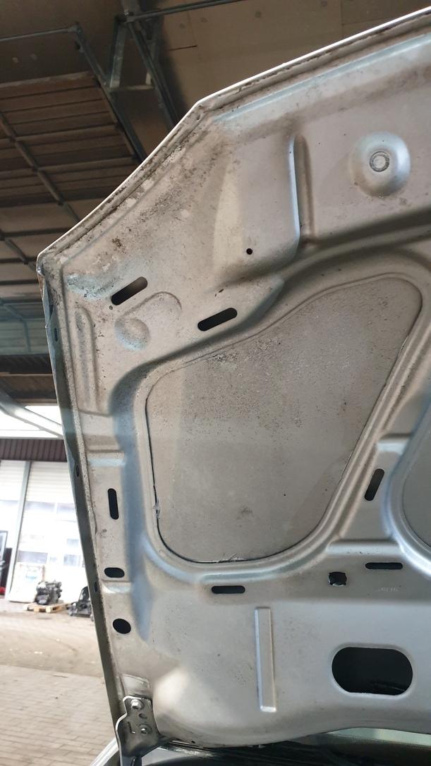 Foto: MOTORHAUBE ( AB 2000 ) eines Seat Arosa 1.0