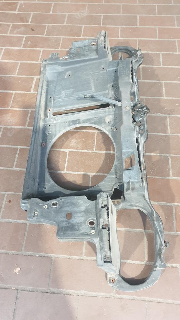 Foto: FRONTBLECH/ SCHLOSSTRÄGER ( AB 2000 ) eines Seat Arosa 1.0