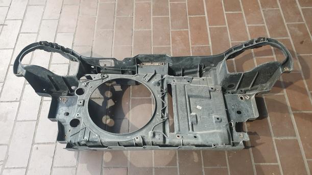 Foto: FRONTBLECH/ SCHLOSSTRÄGER ( AB 2000 ) eines Seat Arosa 1.0