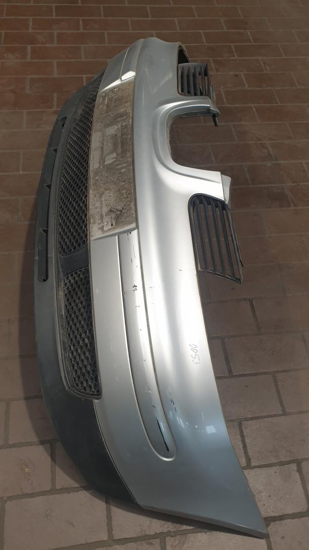 Foto: STOSSFÄNGER/ STOßSTANGE VORN ( AB 2000 ) eines Seat Arosa 1.0