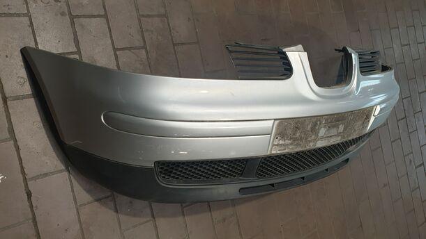 Foto: STOSSFÄNGER/ STOßSTANGE VORN ( AB 2000 ) eines Seat Arosa 1.0