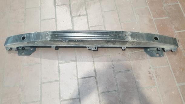 Foto: VERSTÄRKUNG VORN eines Seat Arosa 1.0