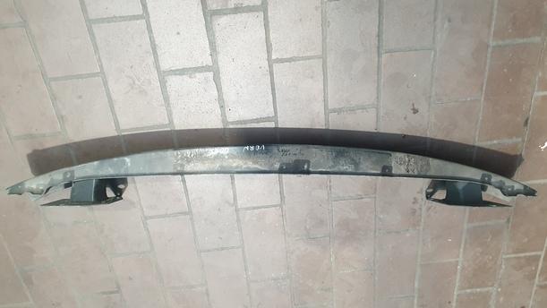 Foto: VERSTÄRKUNG VORN eines Seat Arosa 1.0