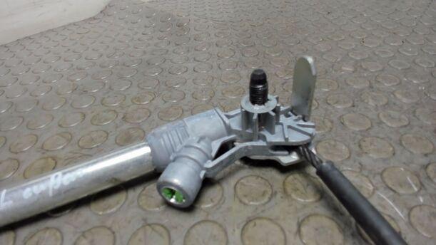 Foto: GURTSTRAFFER VORN LINKS AUSSEN eines Opel Corsa 1.4 16V