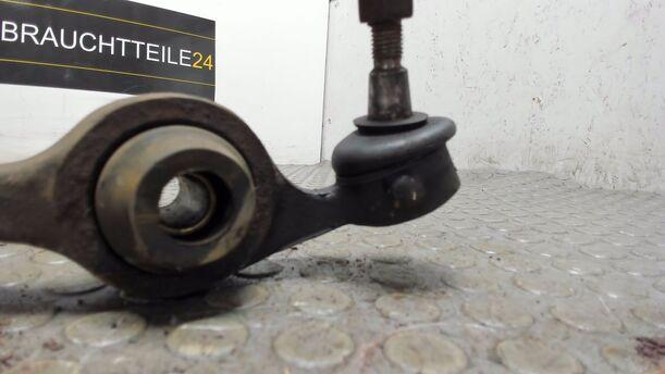 Foto: QUERLENKER  VORN LINKS eines Ford Scorpio CL
