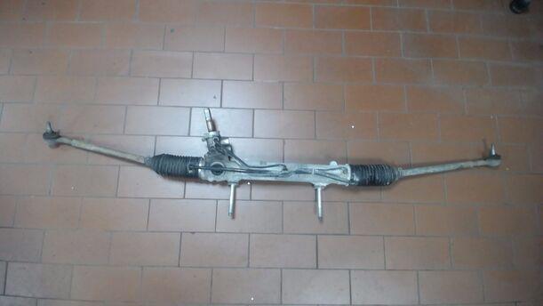 Foto: SERVOLENKUNG eines Peugeot 307 SW 135 CL