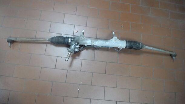 Foto: SERVOLENKUNG eines Peugeot 307 SW 135 CL