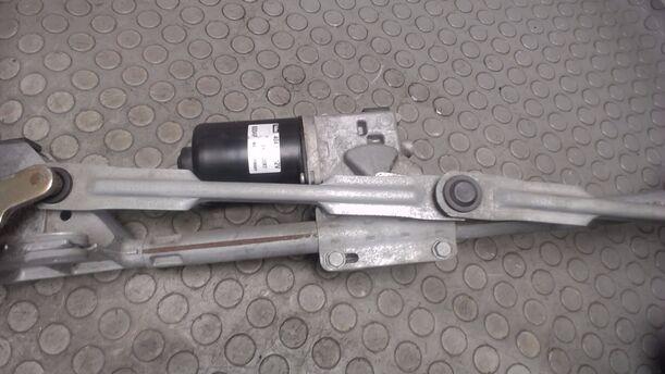 Foto: SCHEIBENWISCHERMOTOR MIT GERSTÄNGE VORNE eines Peugeot 307 SW 135 CL