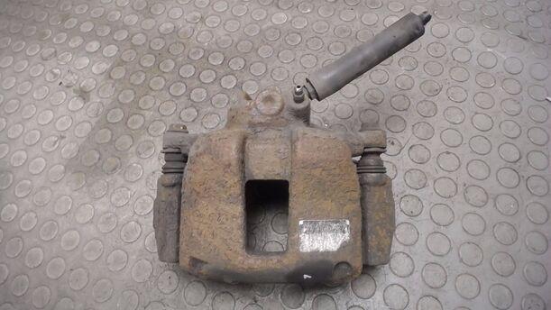 Foto: BREMSSATTEL VORNE LINKS eines Peugeot 307 SW 135 CL