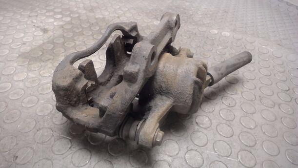Foto: BREMSSATTEL VORNE LINKS eines Peugeot 307 SW 135 CL