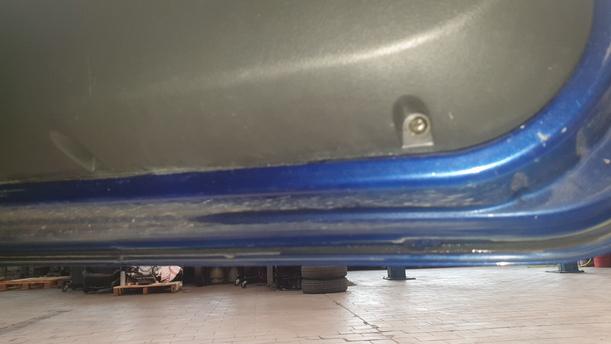 Foto: TÜR VORNE RECHTS ( 2/3 TÜRER ) eines Fiat Punto 1.2 8V CL