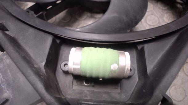 Foto: ELEKTROLÜFTER eines Fiat Punto 1.2 8V CL