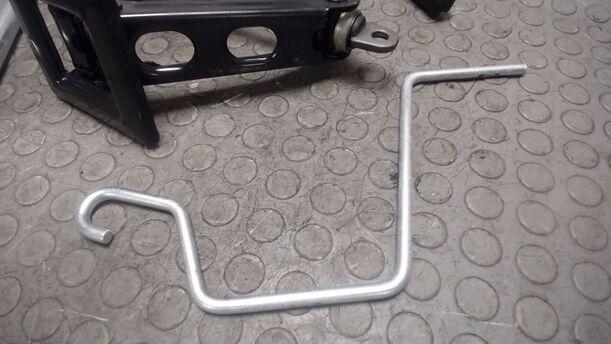 Foto: WAGENHEBER / BORDWERKZEUG eines Fiat Punto 1.2 8V CL
