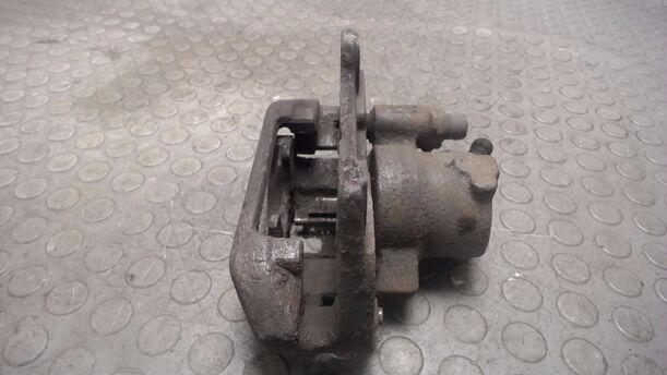 Foto: BREMSSATTEL VORNE LINKS eines Fiat Punto 1.2 8V CL