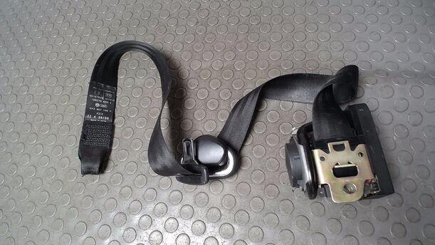 Foto: SICHERHEITSGURT VORN RECHTS eines Seat Arosa 1.0 CL