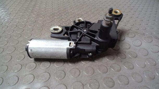 Foto: SCHEIBENWISCHERMOTOR HINTEN eines Seat Arosa 1.0 CL