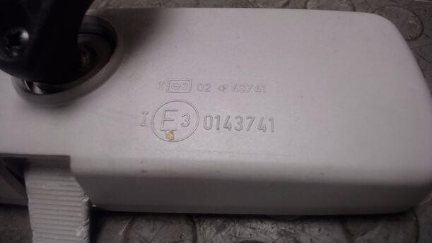 Foto: INNENSPIEGEL eines Fiat Punto 1.2 8V CL