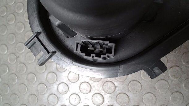 Foto: HEIZUNGSGEBLÄSE eines Seat Arosa 1.0 CL