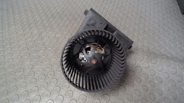 Foto: HEIZUNGSGEBLÄSE eines Seat Arosa 1.0 CL