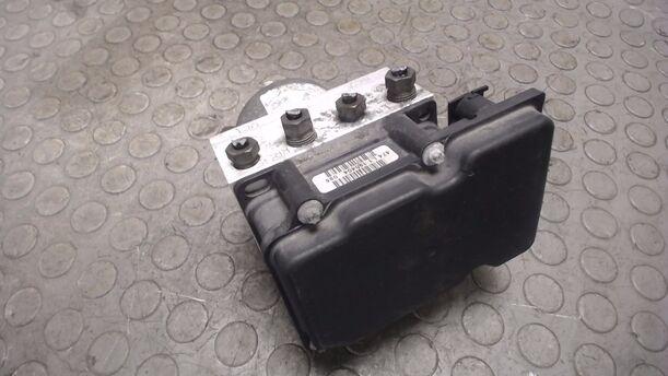 Foto: HAUPTBREMSAGGREGAT ABS eines Fiat Punto 1.2 8V CL