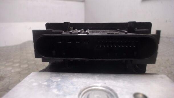 Foto: HAUPTBREMSAGGREGAT ABS eines Fiat Punto 1.2 8V CL