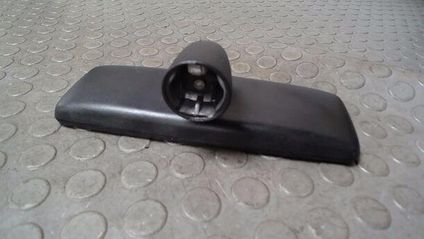 Foto: INNENSPIEGEL eines Seat Arosa 1.0 CL