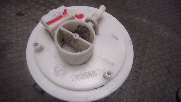 Foto: KRAFTSTOFFPUMPE eines Fiat Punto 1.2 8V CL