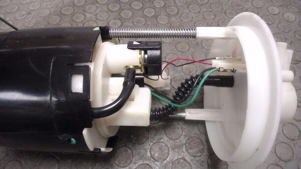 Foto: KRAFTSTOFFPUMPE eines Fiat Punto 1.2 8V CL