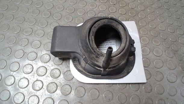 Foto: TANKKLAPPE/ TANKDECKEL eines Seat Arosa 1.0 CL