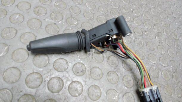 Foto: WISCHERSCHALTER eines Ford Scorpio CL