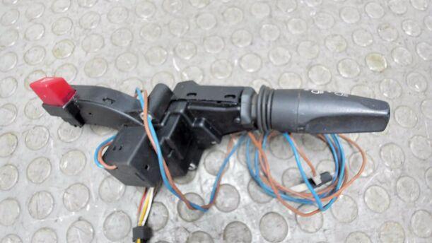 Foto: BLINKERSCHALTER / KOMBISCHALTER eines Ford Scorpio CL