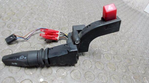 Foto: BLINKERSCHALTER / KOMBISCHALTER eines Ford Scorpio CL