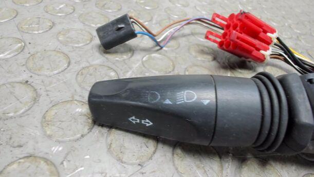 Foto: BLINKERSCHALTER / KOMBISCHALTER eines Ford Scorpio CL