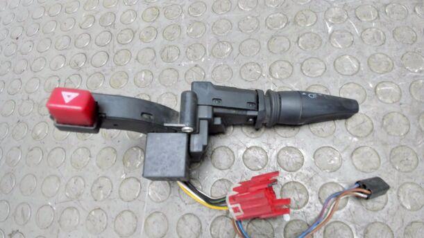 Foto: BLINKERSCHALTER / KOMBISCHALTER eines Ford Scorpio CL