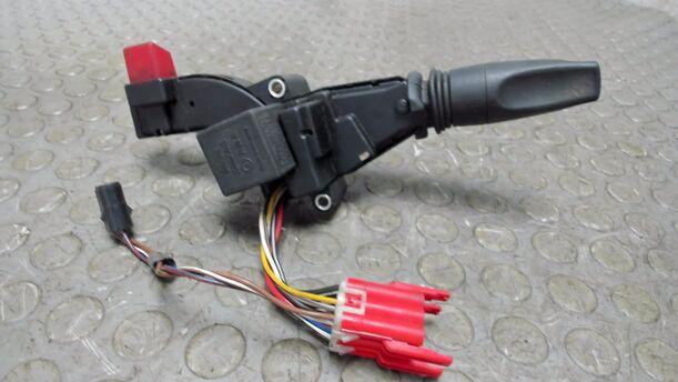 Foto: BLINKERSCHALTER / KOMBISCHALTER eines Ford Scorpio CL