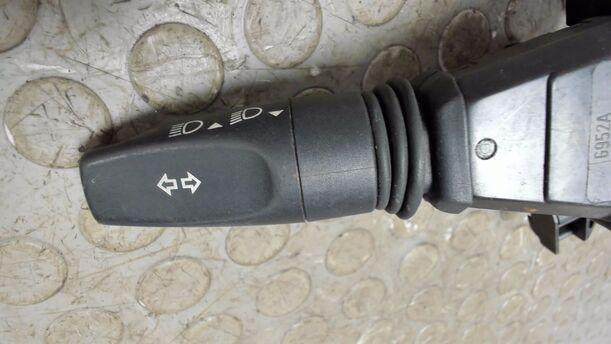 Foto: BLINKERSCHALTER / KOMBISCHALTER eines Ford Scorpio Turnier CLX